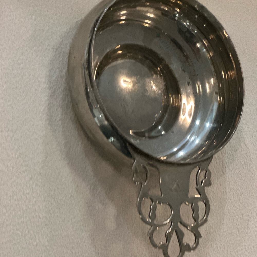 Beautiful International Silver Co porringer bowl  silver plated star on handle